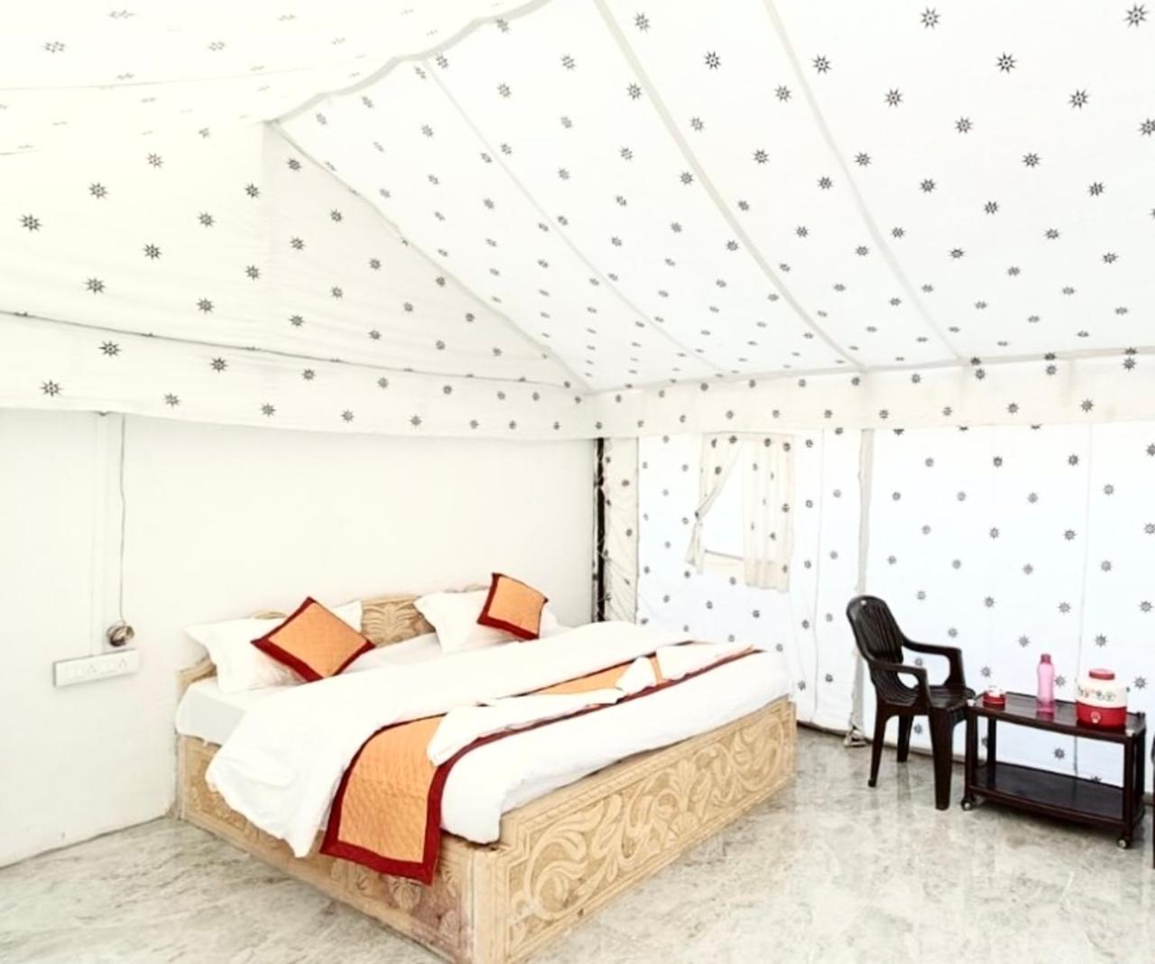 The Saffron Desert Camp 斋沙默尔 外观 照片